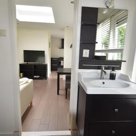 Holiday home In Near The Dunes And Sea Huisduinen